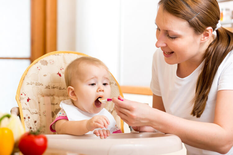 Baby feeding: Everything you need to know